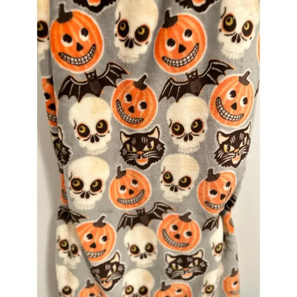 Cynthia Rowley Throw Blanket Fleece Vintage Retro Halloween Skulls Cats Bats NWT